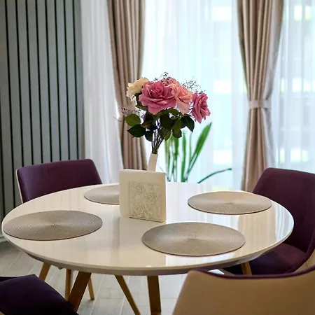 Vegas Sea View - Pools Apartment Mamaia