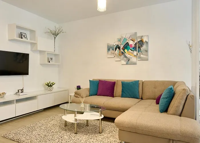 Vegas Sea View - Pools Apartman Mamaia