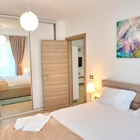 Vegas Sea View - Pools Mamaia